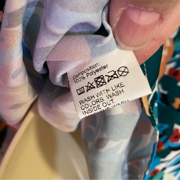 SHEIN 1 sleeve floral top, SZ L elastic at bust and cuff,GUC, wear on either arm - Picture 6 of 6